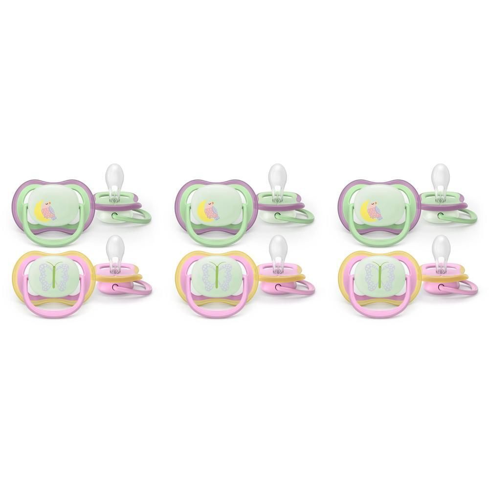 Trois sucettes avec motifs papillon et oiseau, en vert, rose et violet.