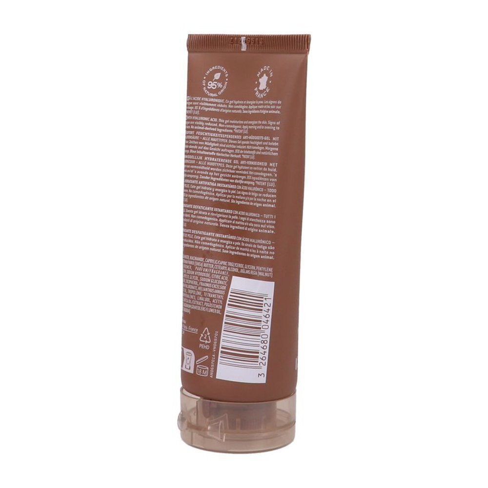 Achterkant van een Nuxe Men Boost hydraterende gel tube met barcode en certificeringen.