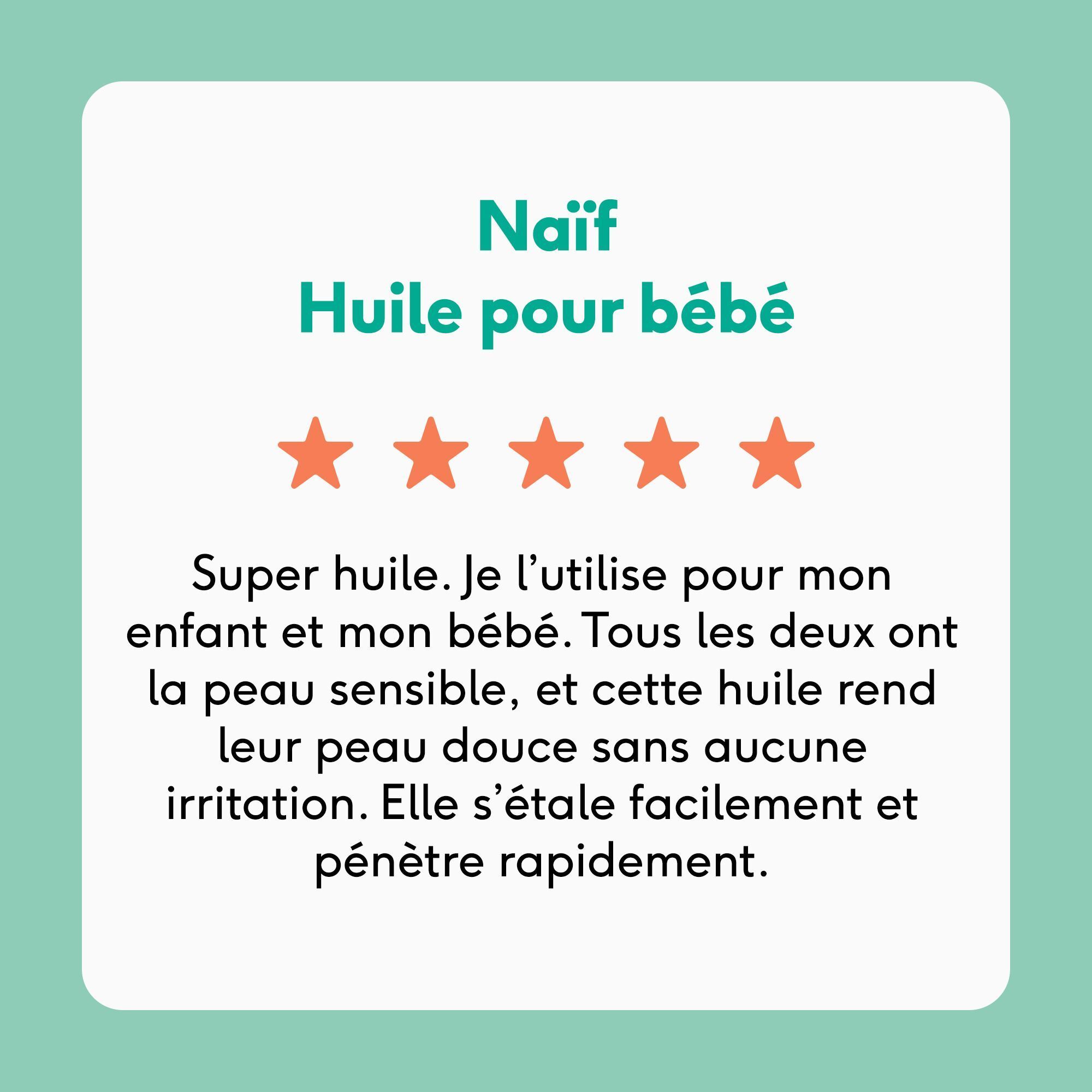 Bébé souriant tenant un tube de crème pour bébé Naïf. Testé dermatologiquement. 0% huiles minérales.