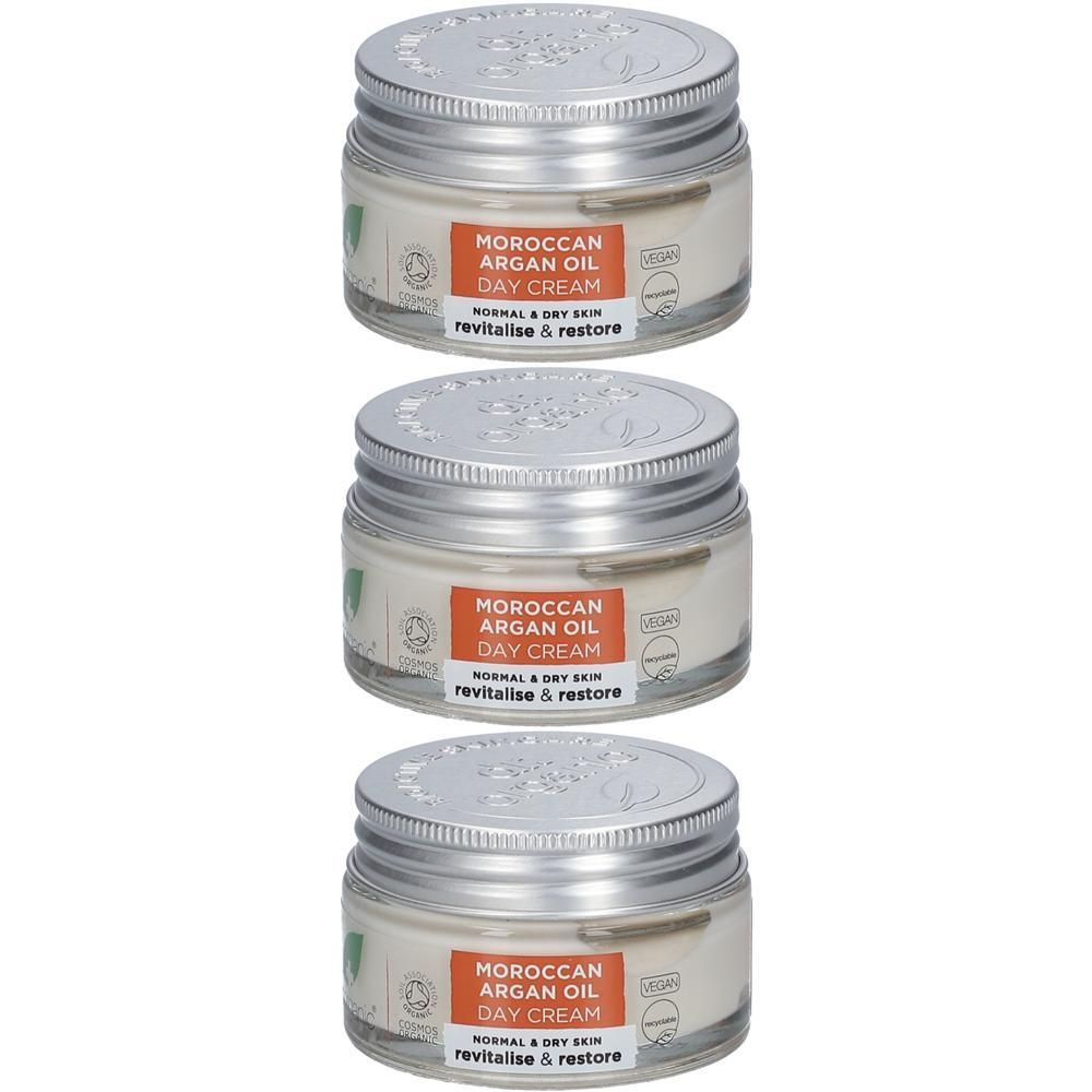 Drie potjes Dr. Organic Arganolie Dagcrème voor normale tot droge huid.
