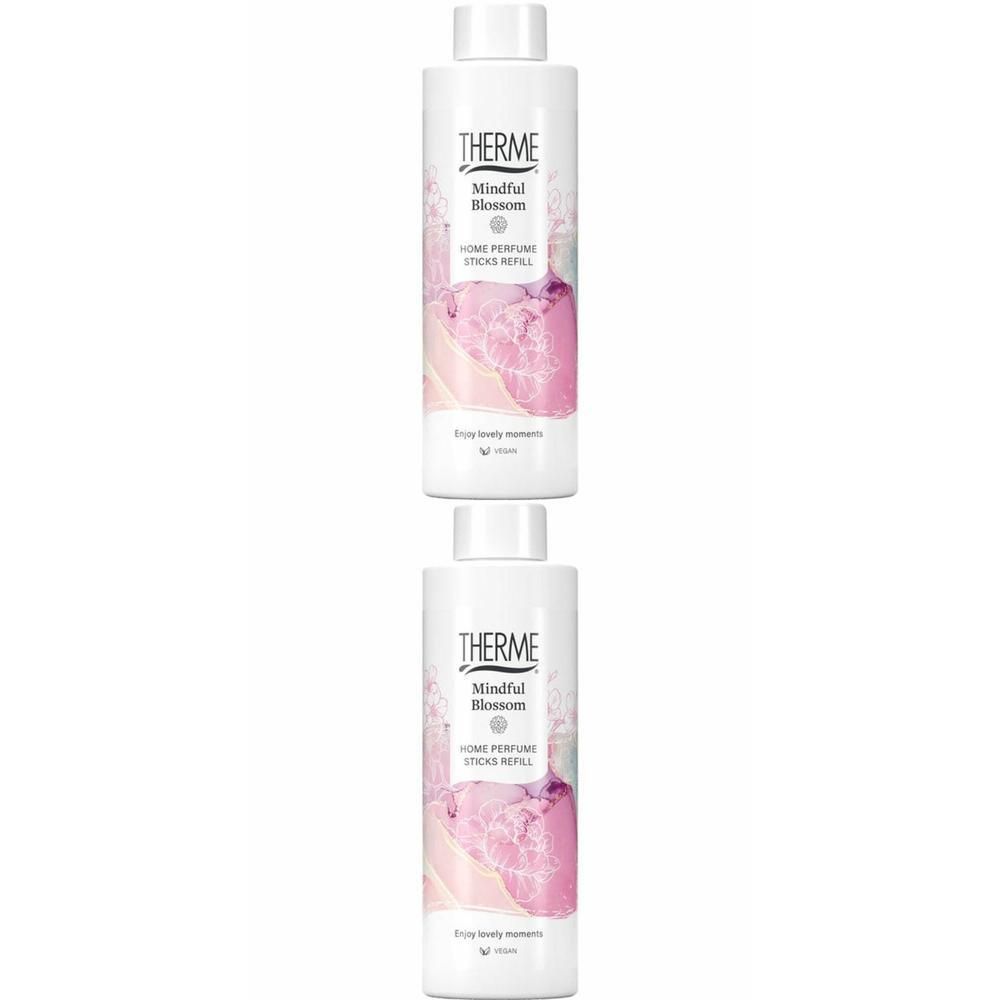 Deux flacons de recharge pour parfum d'ambiance Therme Mindful Blossom.