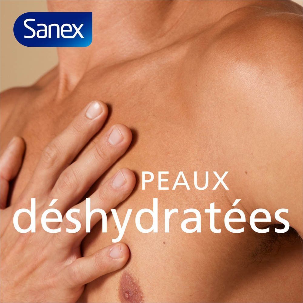 Sanex Expert Skin Health Pro Hydrate Crème de Douche pour peaux très sèches, sur la poitrine d'un homme.