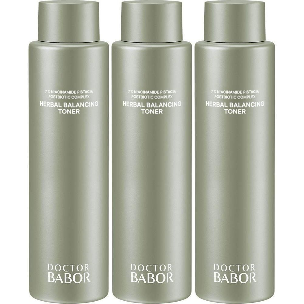 Drie flessen Doctor Babor Herbal Balancing Toner in het grijs.