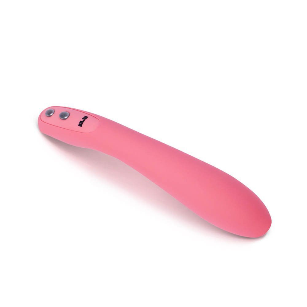 Een roze, gebogen vibrator met bedieningsknoppen op een witte achtergrond.