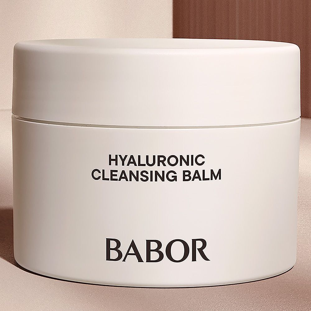 Un pot blanc de BABOR Hyaluronic Cleansing Balm.
