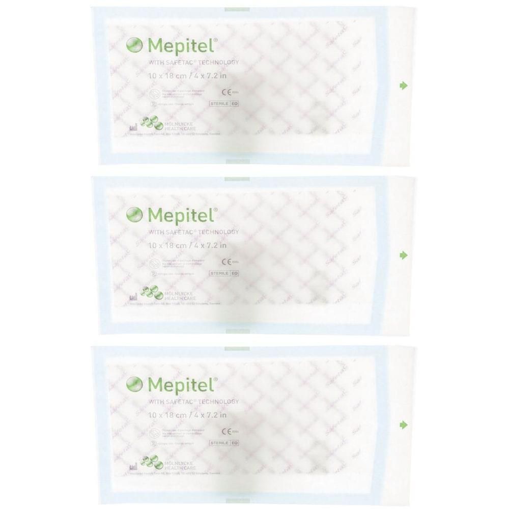 Trois pansements Mepitel emballés individuellement, chacun 10x10cm.