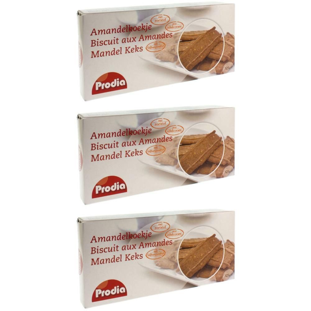 Trois paquets de biscuits aux amandes Prodia.