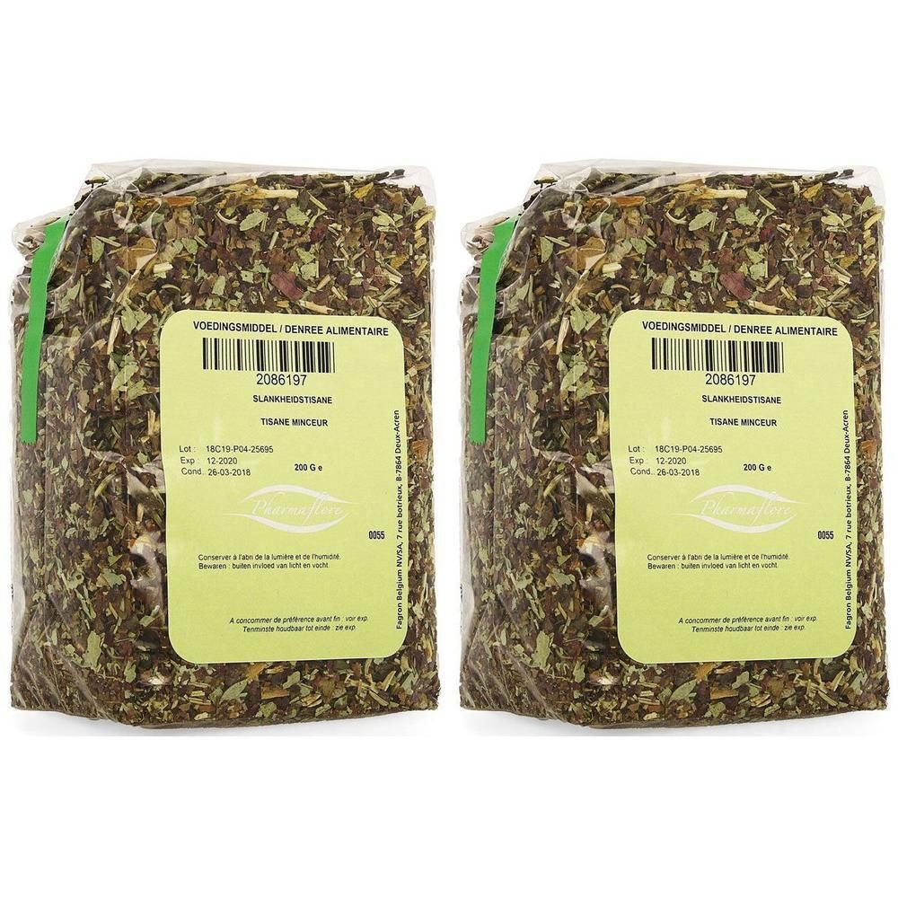 Deux sachets de tisane aux herbes avec étiquette.