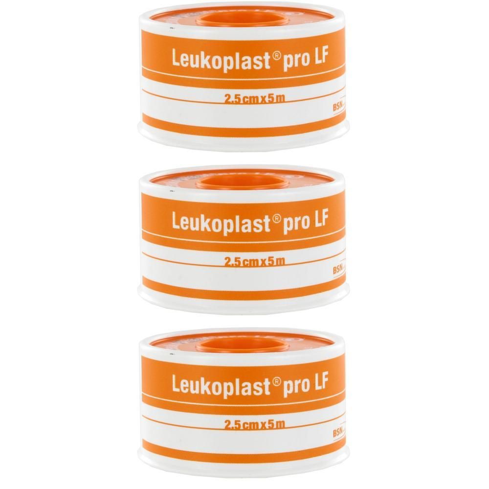 Trois rouleaux de pansement Leukoplast® pro LF, 2,5 cm x 5 m chacun.