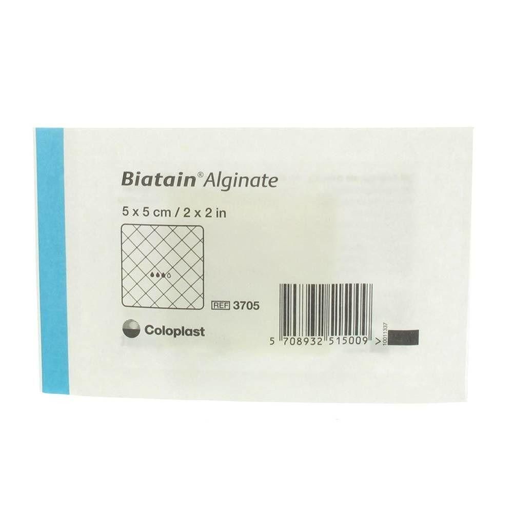 Pansement Biatain Alginate, 5x5 cm. Logo Coloplast et code-barres visibles.