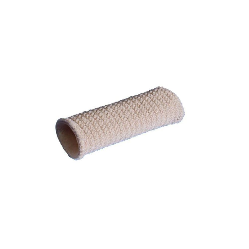 Een enkele, beige teenbeschermer van stof met een gebreide textuur.