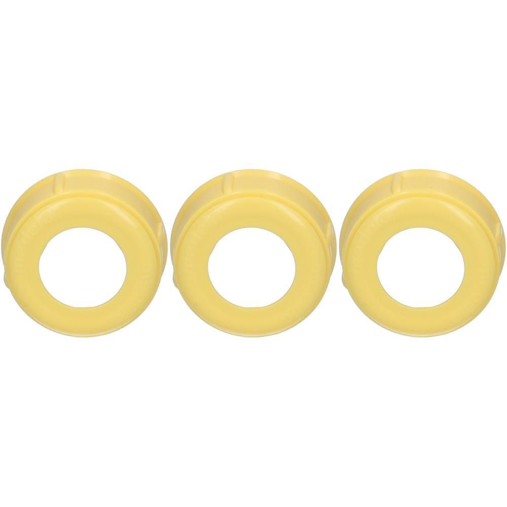 Trois anneaux jaunes avec une ouverture circulaire au centre, en plastique.