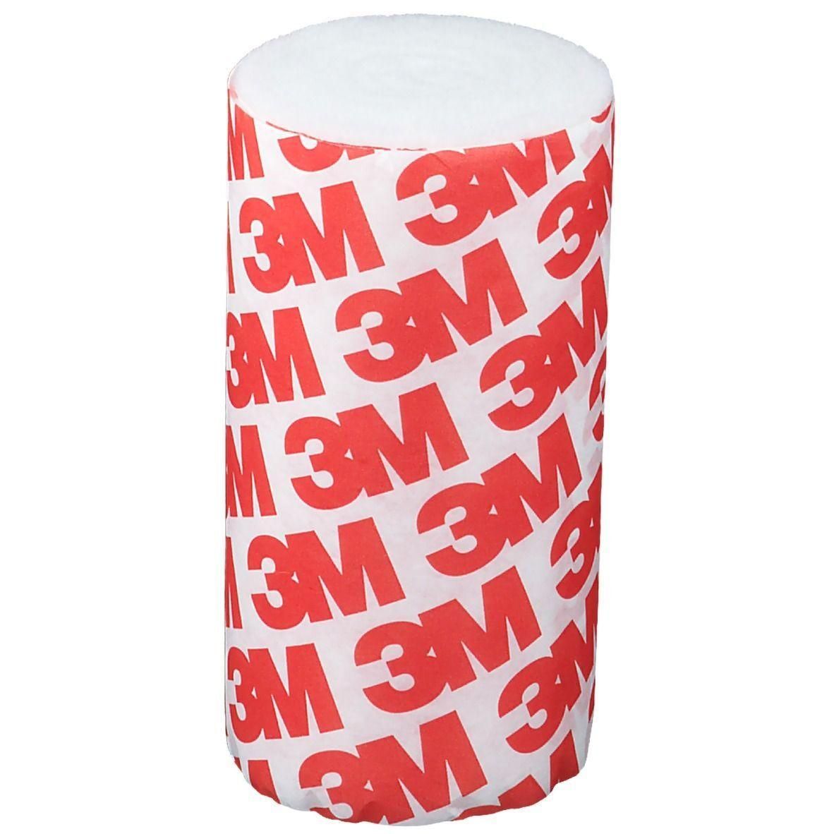 Rouleau de ouate synthétique avec logo 3M rouge.