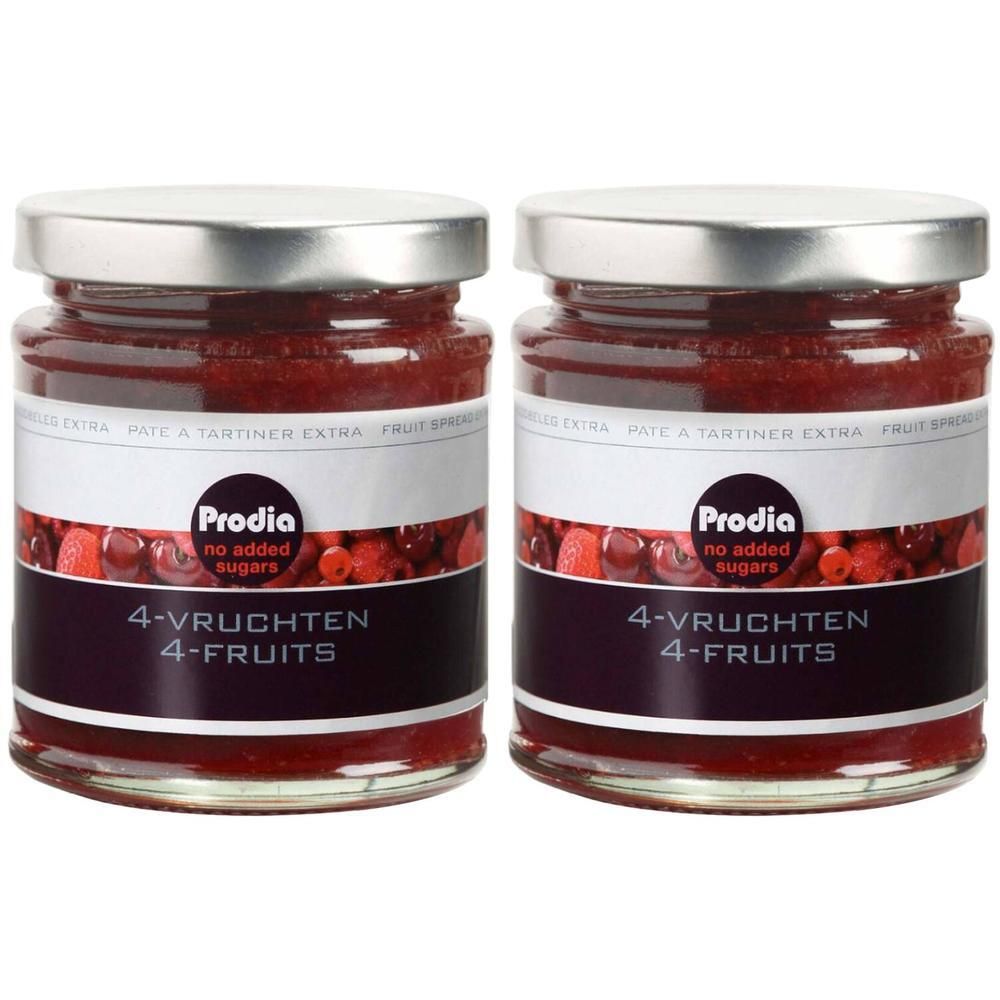 Deux pots de confiture extra 4 fruits sans sucres ajoutés.