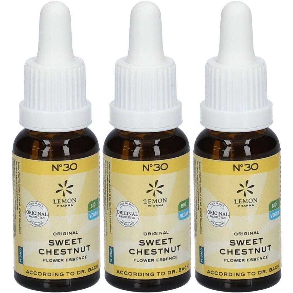 Drie flesjes "Sweet Chestnut" Bach bloesem van Lemon Pharma. Bruine glazen flesjes met druppelaar.