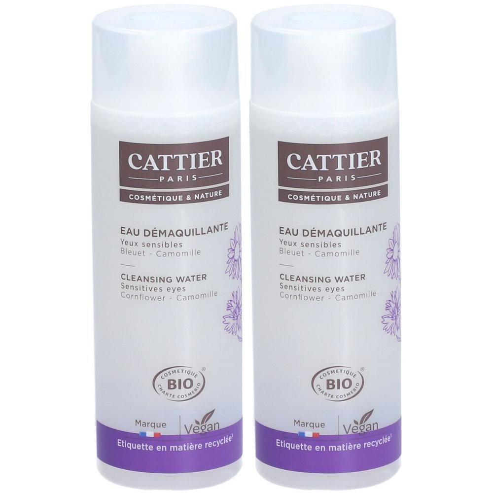 Deux flacons de Cattier Eau Démaquillante Yeux Sensibles avec étiquettes affichant les labels BIO et Vegan.