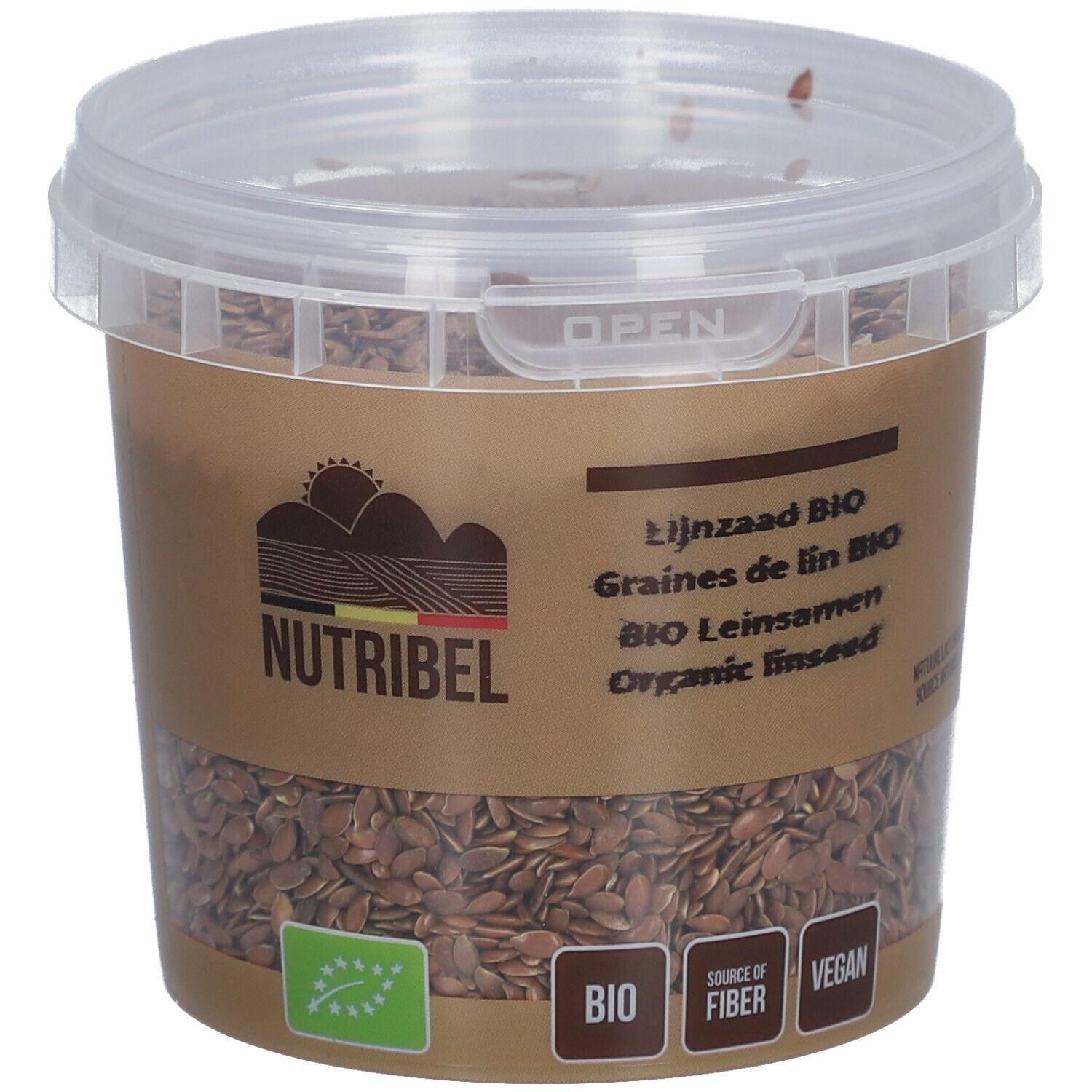 Graines de lin bio Nutribel dans un pot transparent avec étiquette marron. Logos bio et vegan visibles.