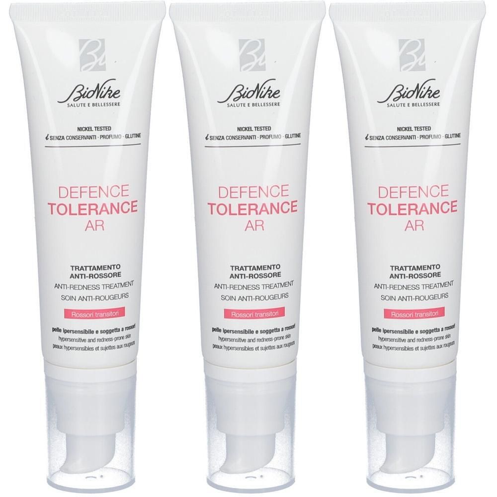 Trois tubes BioNike Defence Tolerance AR Soin Anti-Rougeurs avec distributeurs à pompe.