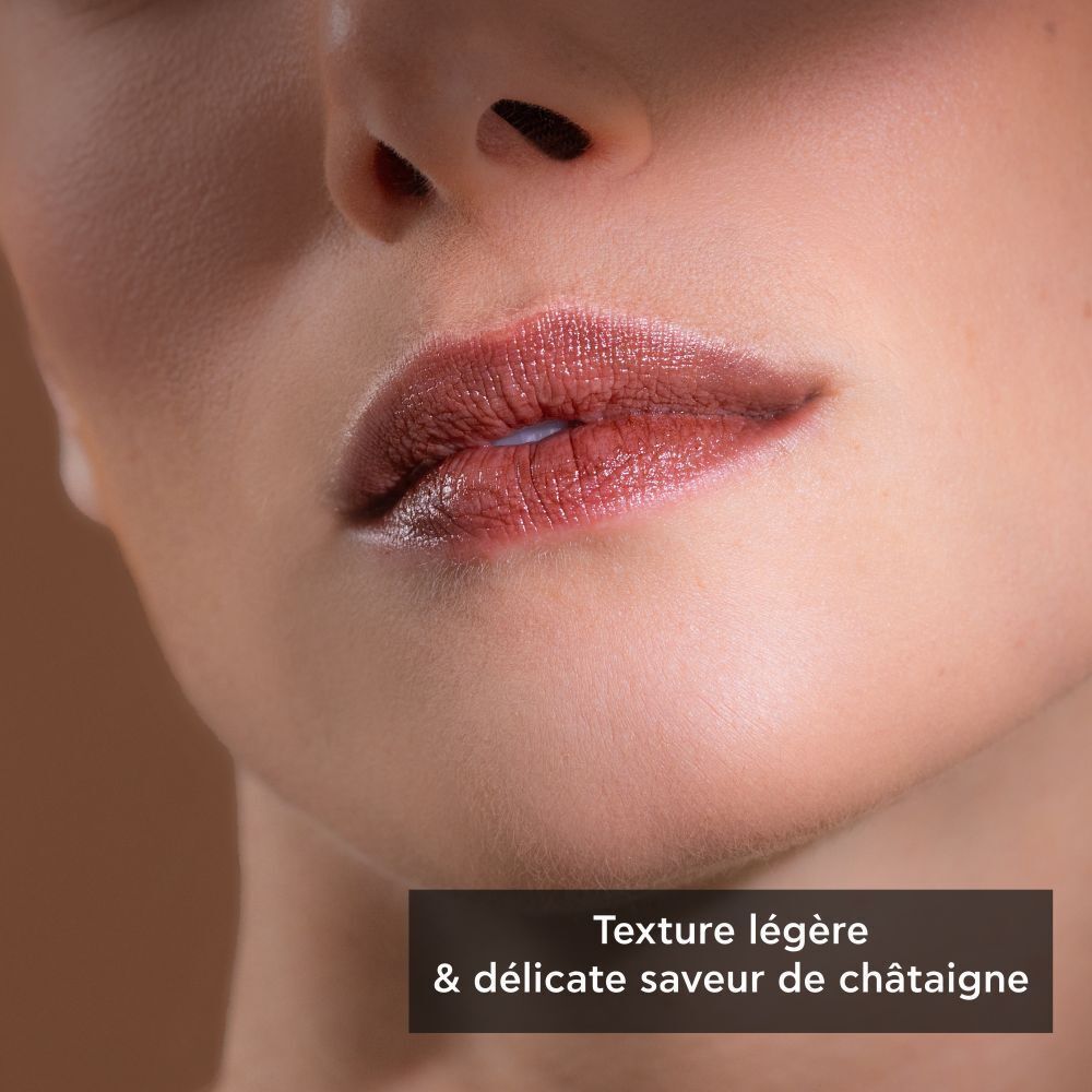 Lèvres avec une texture légère et délicate, saveur châtaigne.
