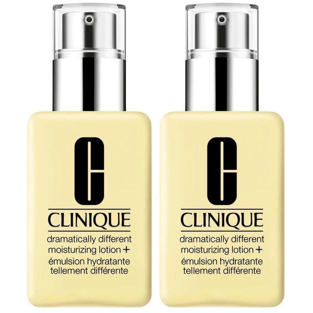 Twee flacons Clinique Dramatically Different Moisturizing Lotion+ met pompdoseringen.