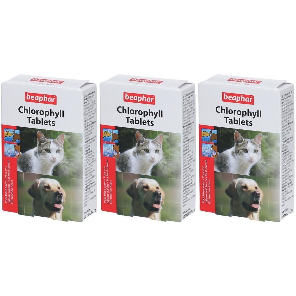 Drie doosjes Beaphar Chlorofyl Tabletten voor huisdieren, met afbeeldingen van kat en hond.
