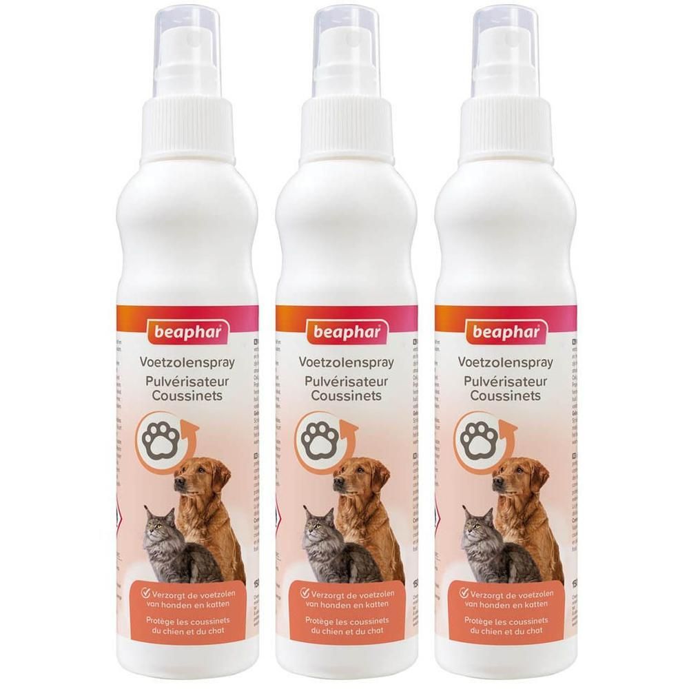 Drie Beaphar sprayflessen voor hondenkussentjes.