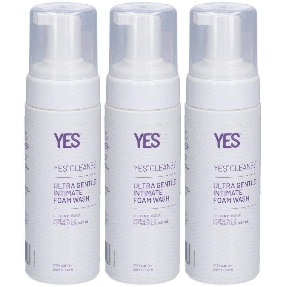 Trois flacons de Yes Cleanse Ultra Gentle Intimate Foam Wash avec distributeur à pompe.