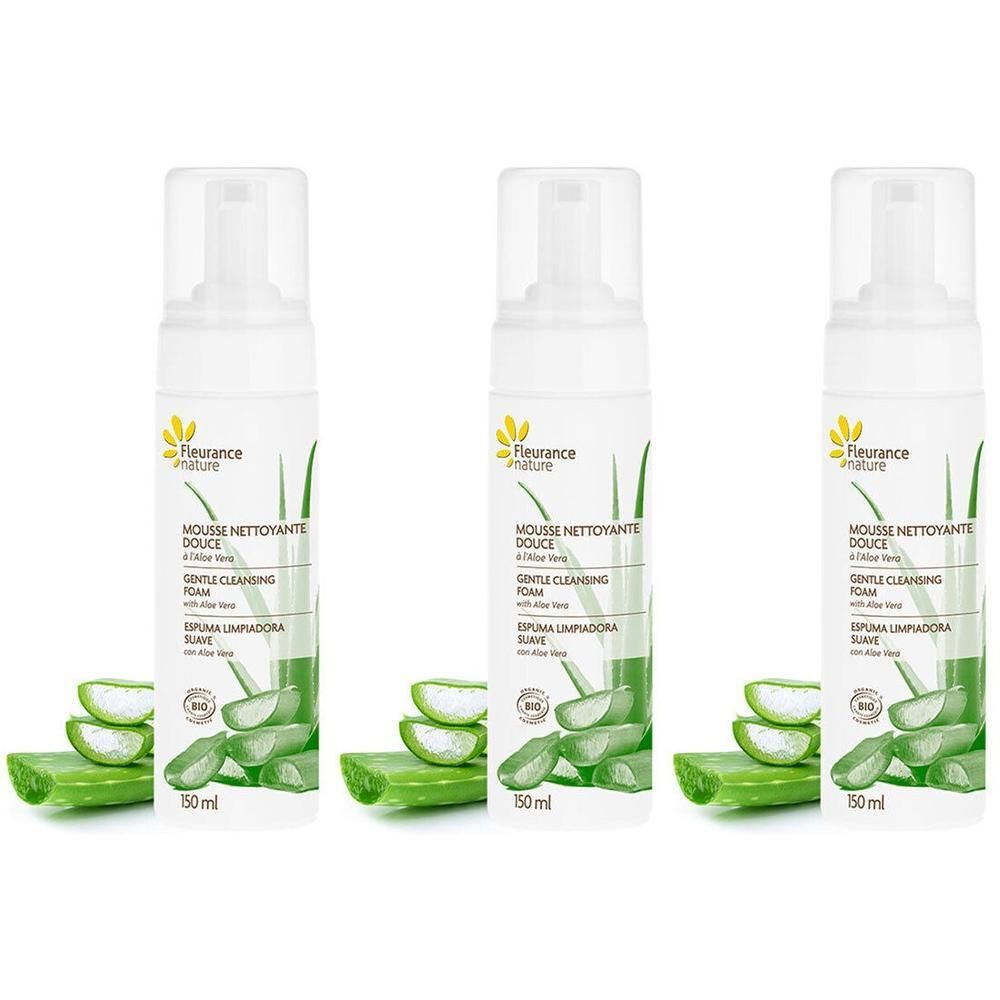 Drie flessen Fleurance Nature Mousse Nettoyante Douce met Aloë Vera, BIO-keurmerk.