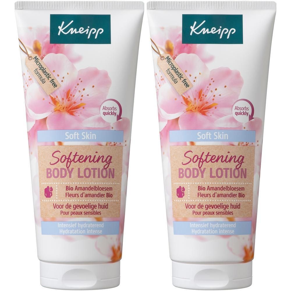 Twee tubes Kneipp Verzachtende Bodylotion met amandelbloesem-motief. "Soft Skin" en "Softening BODY LOTION" zijn afgedrukt.