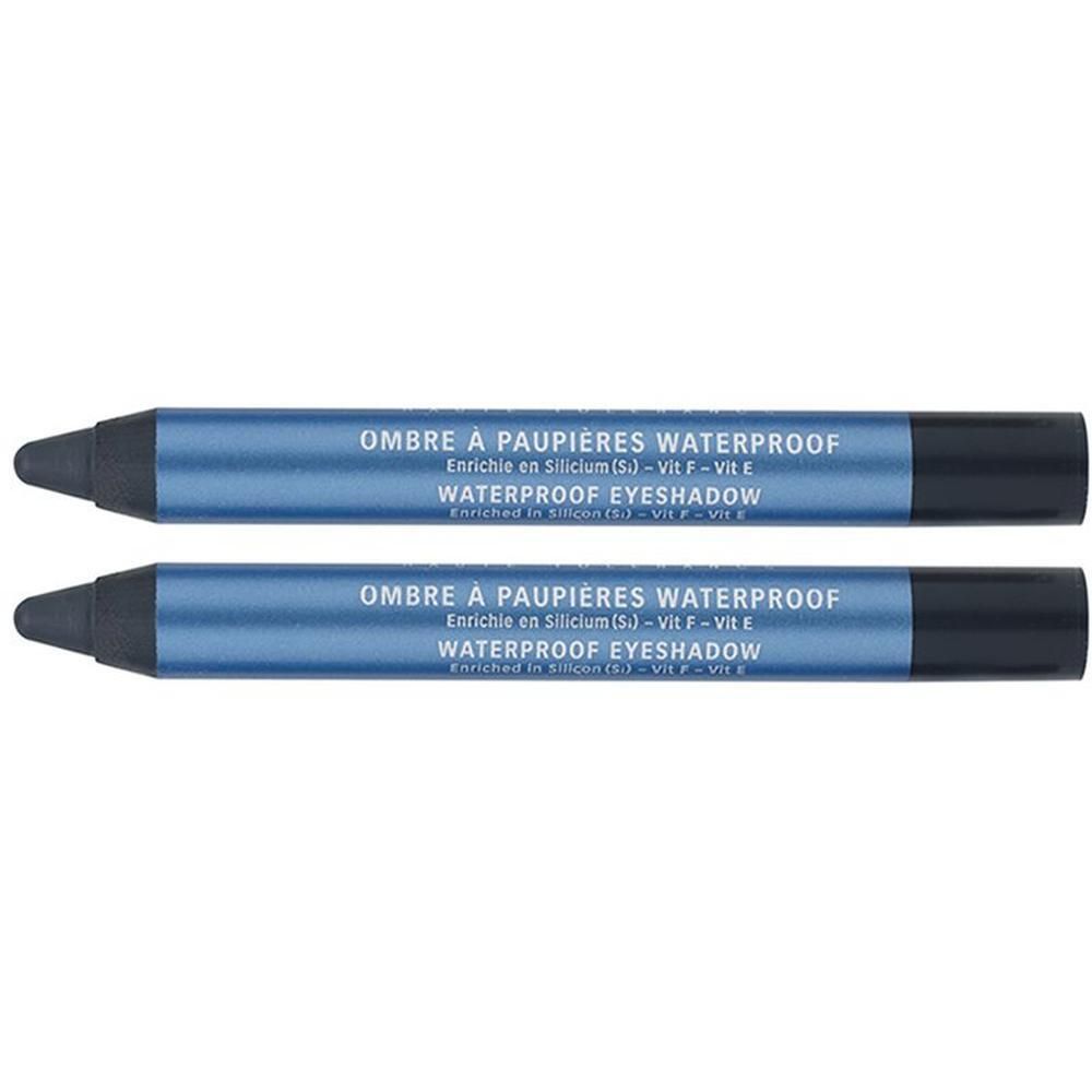 Deux crayons khôl waterproof bleus foncés, enrichis en silicium et vitamine E.