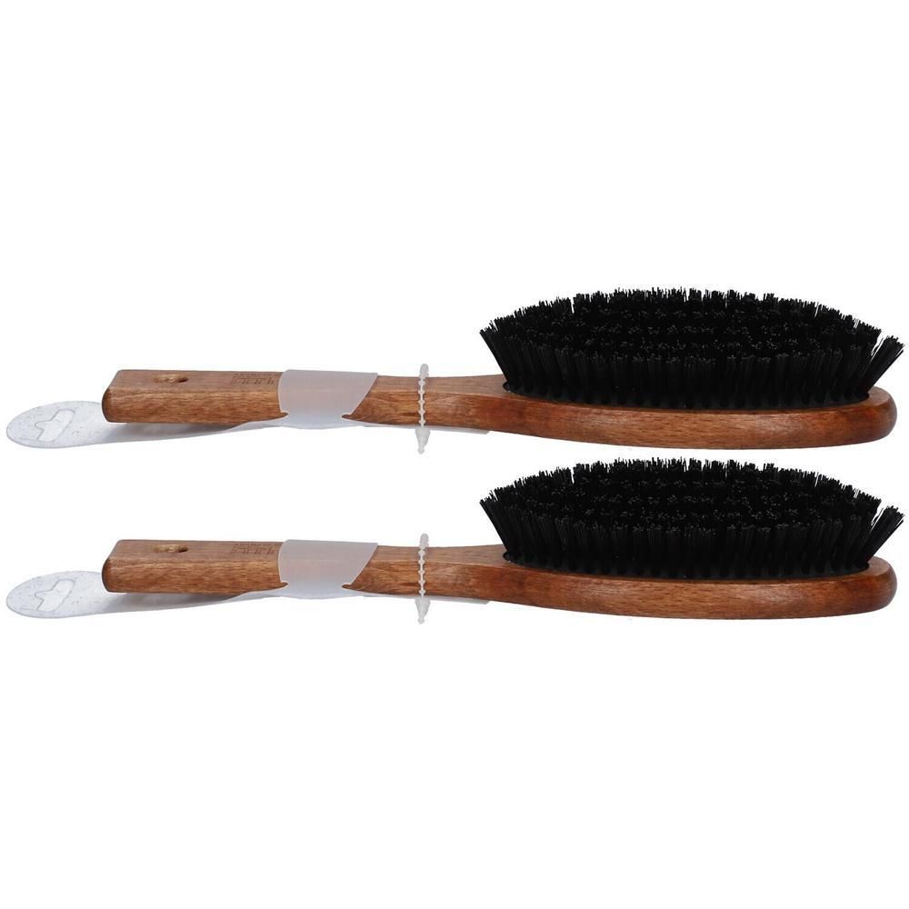 Deux brosses à cheveux ovales avec manche en bois et poils noirs, disposées côte à côte.