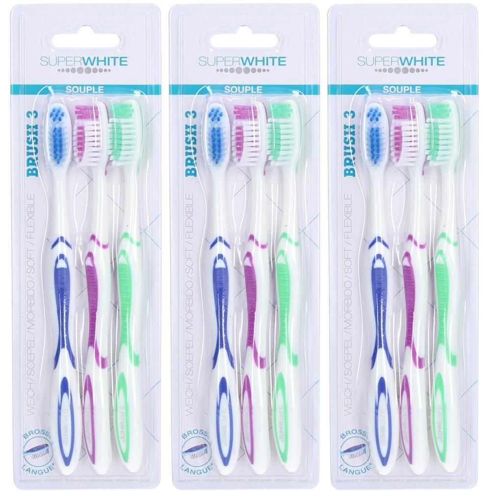 Trois brosses à dents Superwhite souples, avec poils et manches colorés, en emballage multiple.