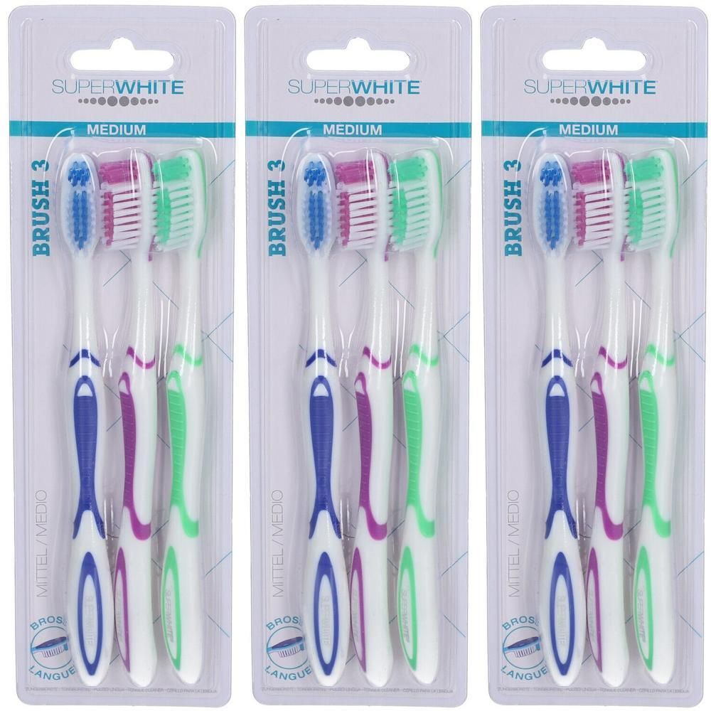 Drie Superwhite tandenborstels, Medium, met witte handvatten en gekleurde borstelkoppen (blauw, roze, groen).