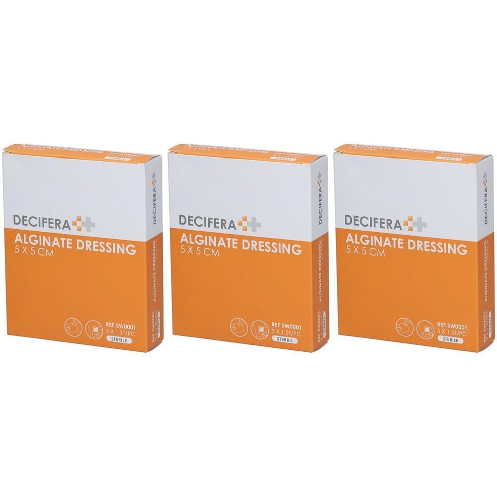 Trois boîtes de pansement alginate DECIFERA 5x5cm. Emballage orange et blanc avec informations produit.