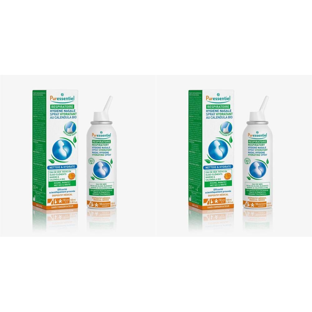 Deux flacons de spray nasal avec leur boîte. Spray blanc et flacon blanc avec inscriptions vertes et bleues.