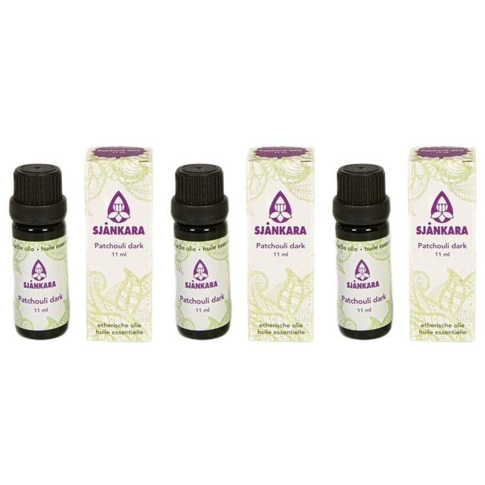 Quatre flacons d'huile essentielle Patchouli foncée SjäNkara, 11 ml chacun.