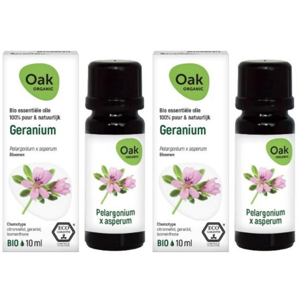 Drie flessen Oak Organic Geranium etherische olie met bloemafbeelding en ECO-certificering.