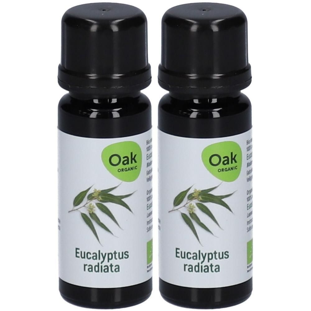 Deux flacons d'huile essentielle bio Oak Organic Eucalyptus radiata.