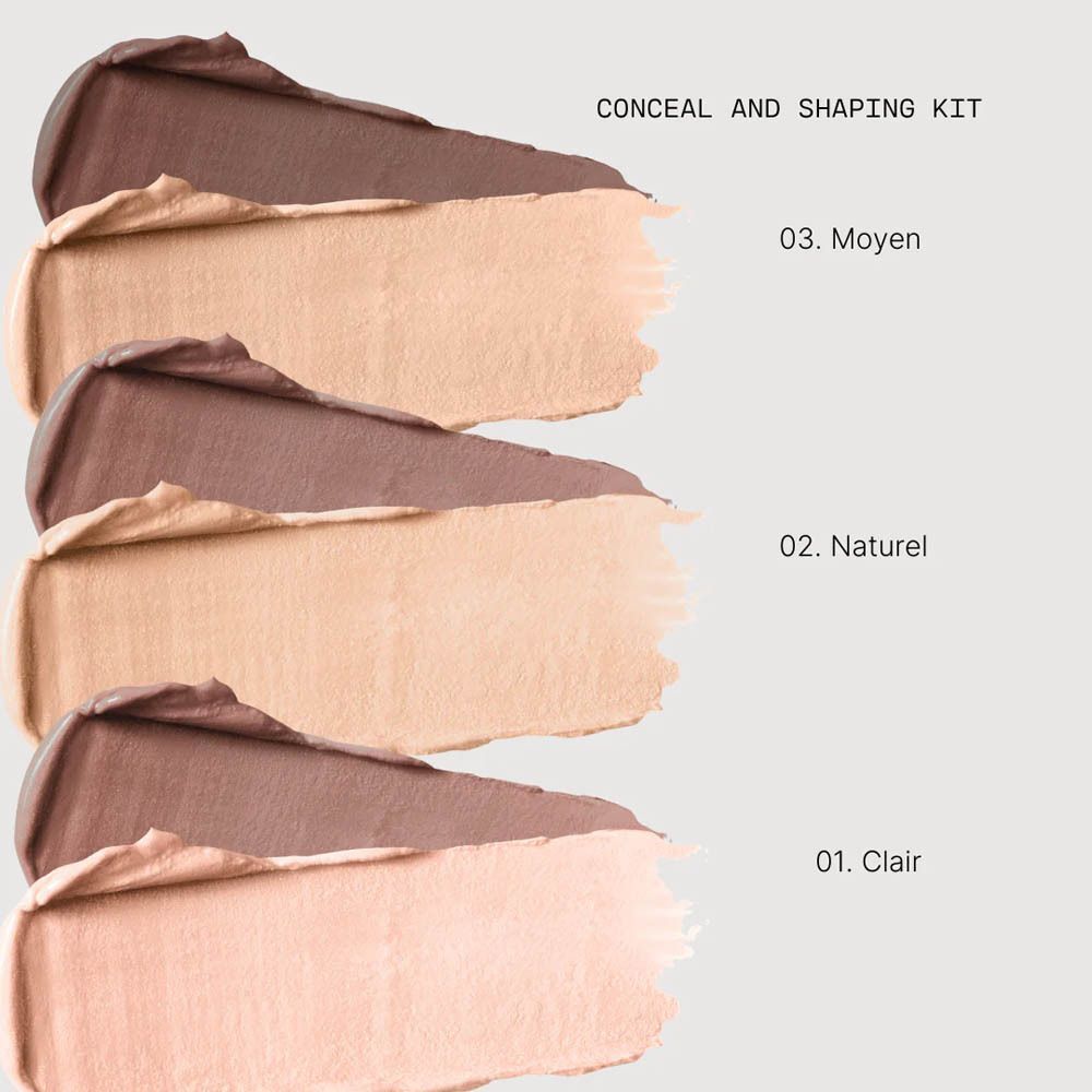Trois échantillons de produits de correcteur et de contour dans les teintes Clair, Naturel et Moyen.