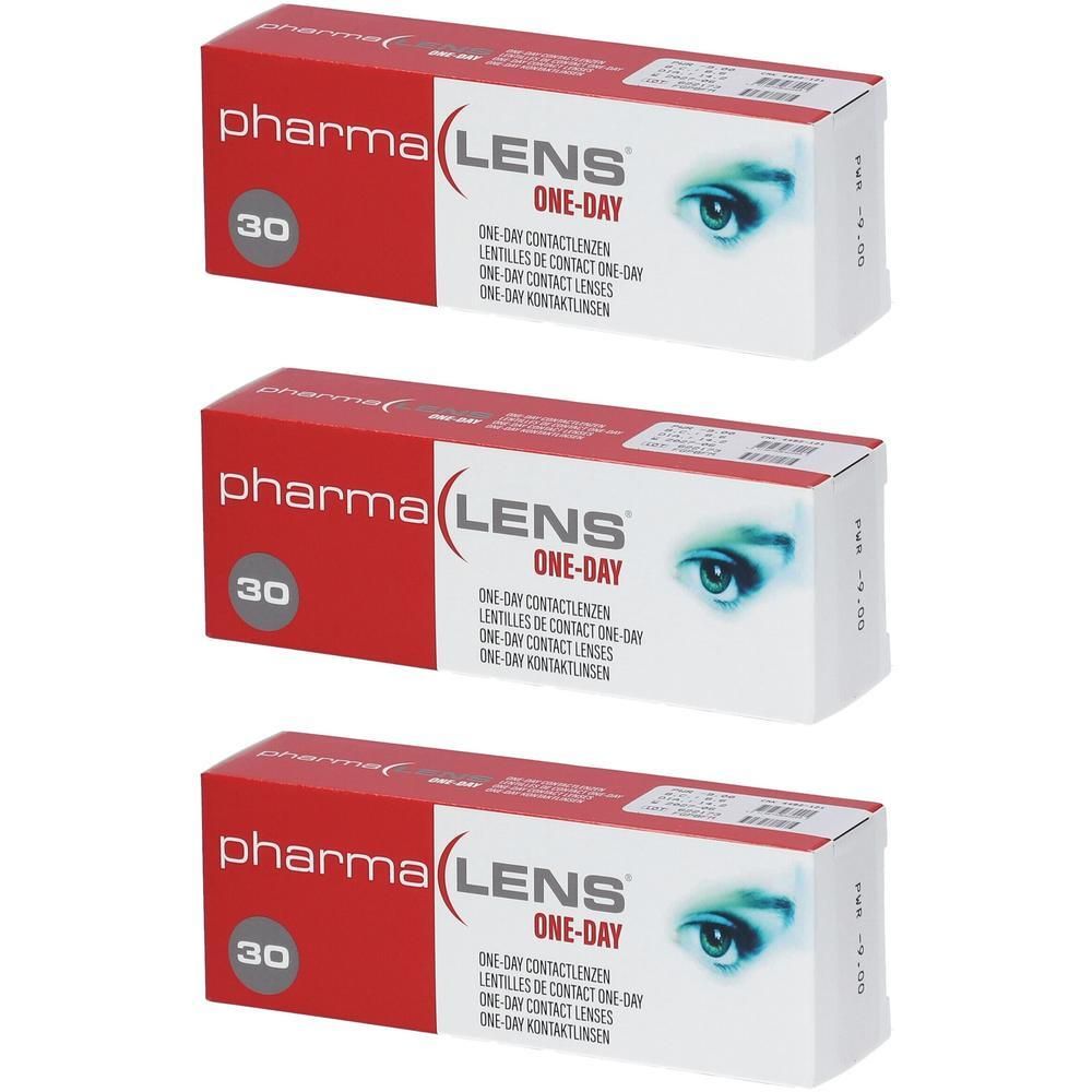 Drie pakken Pharma Lens One-Day contactlenzen, elk met 30 lenzen. Rode en witte verpakking met oogafbeelding.