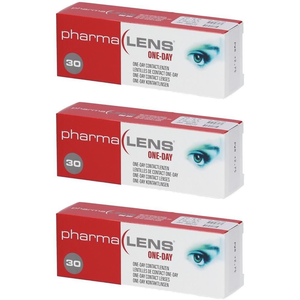 Trois boîtes de lentilles de contact Pharma Lens One-Day, chacune contenant 30 lentilles.