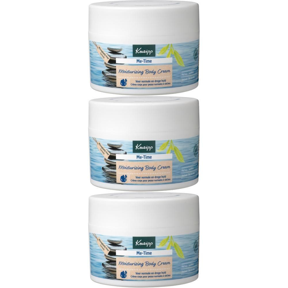 Drie witte potten Kneipp Me-Time Hydraterende Body Cream Patchouli en Sandelhout.