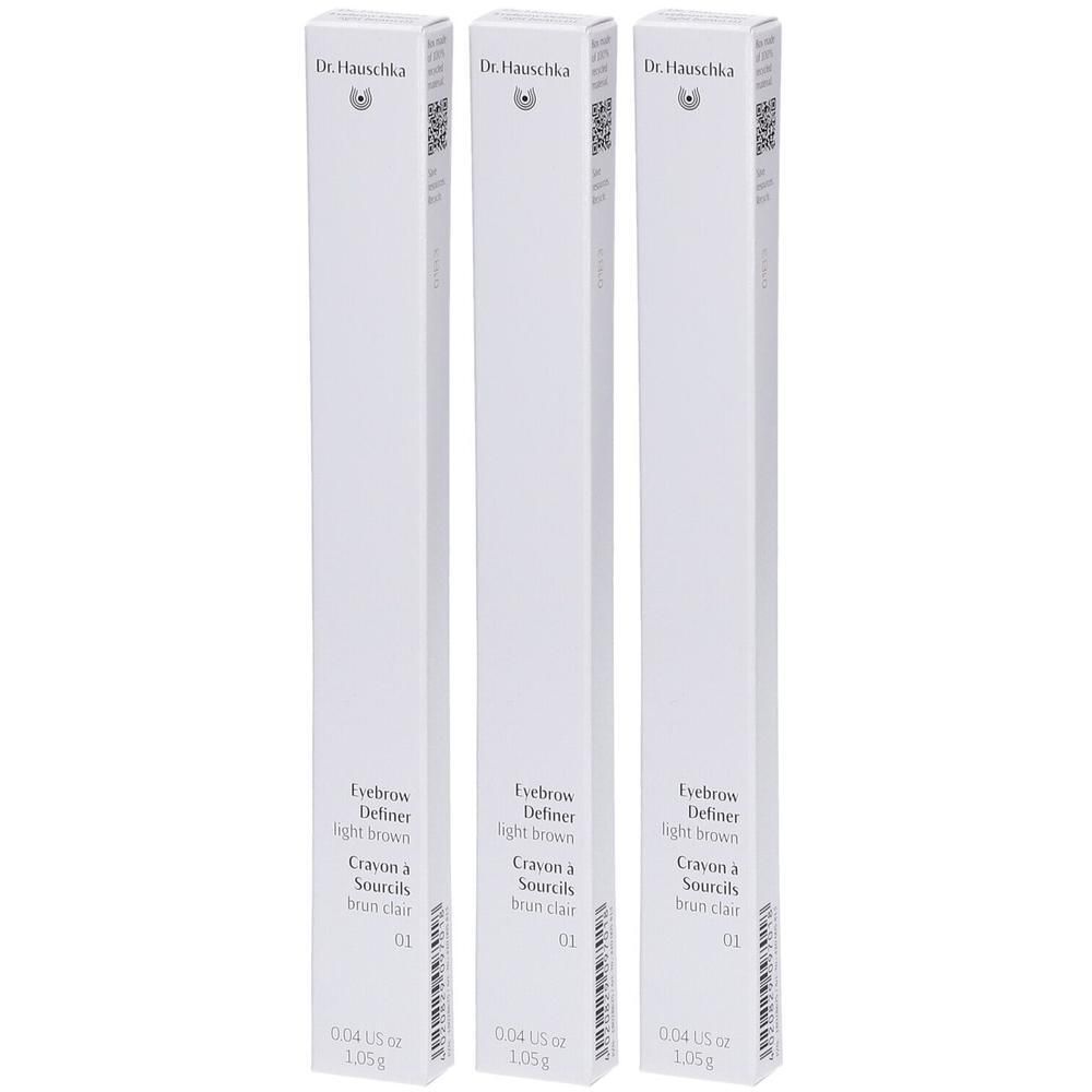 Drie verpakkingen Dr. Hauschka Oogbrynstift 01 Lichtbruin.