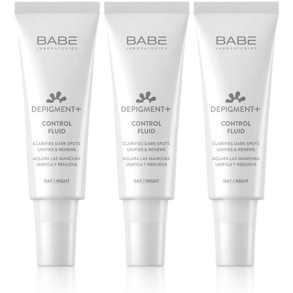 Trois tubes blancs de BABÉ Depigment+ Control Fluid avec logo et texte argentés.