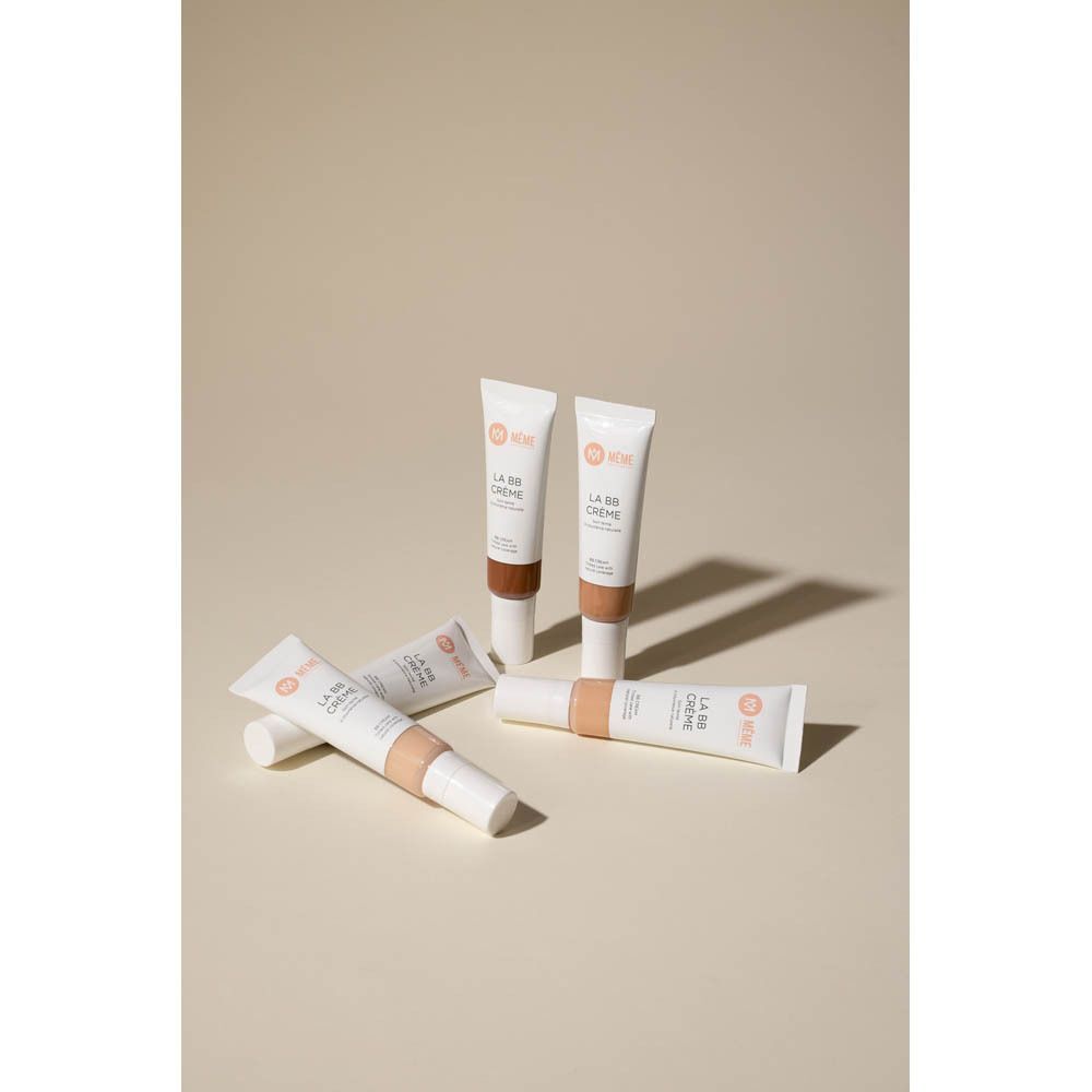 Vier tubes Même BB Crème Teinte 4 - Mate, in verschillende huidtinten.