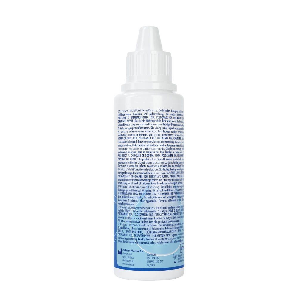 Achterkant van een fles Unicare Alles-in-één vloeistof voor zachte contactlenzen. Bevat CE- en MD-certificeringen.