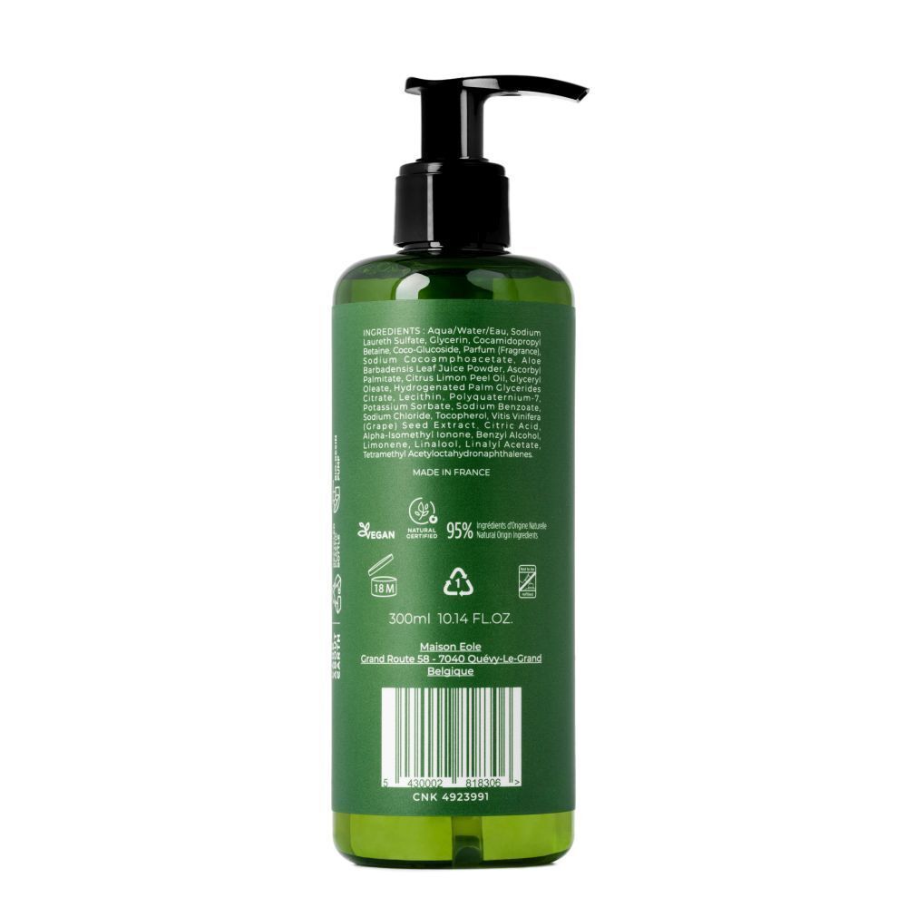 Achterkant van een groene Maison Éole Savon Liquide pompfles met ingrediënten en certificeringen.