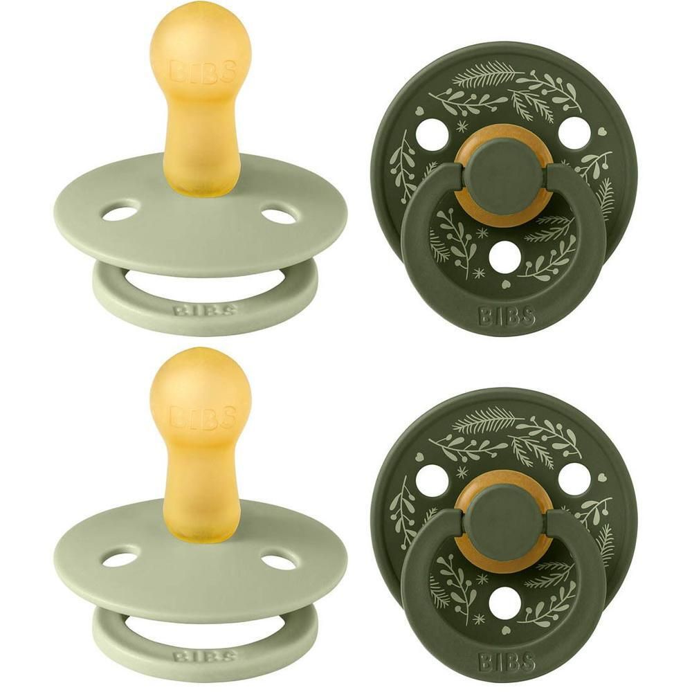 Twee BIBS spenen in saliegroen en dennenboomgroen met bladerenpatroon. Maat 2.
