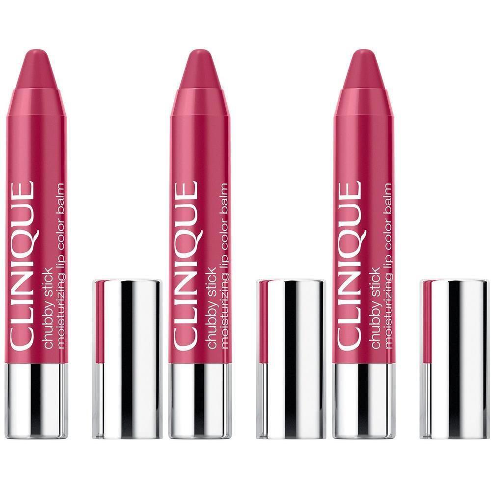 Drie CLINIQUE Chubby Sticks in roze tinten met zilveren dopjes.