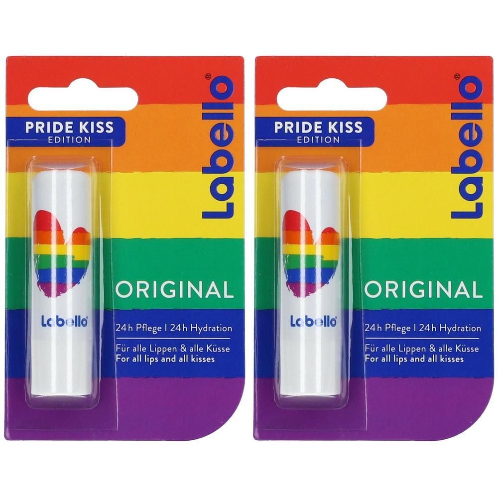 Twee Labello Original Pride Kiss Edition lippenbalsems in dubbelverpakking. Witte sticks met regenbooghart-design.